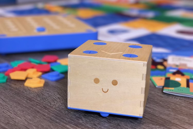Cubetto introduces coding to students age 3-6